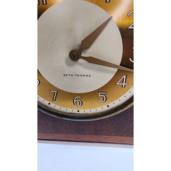 Vintage Seth Thomas Wood Mantel Clock With Brass Accents - Picture 4 of 16